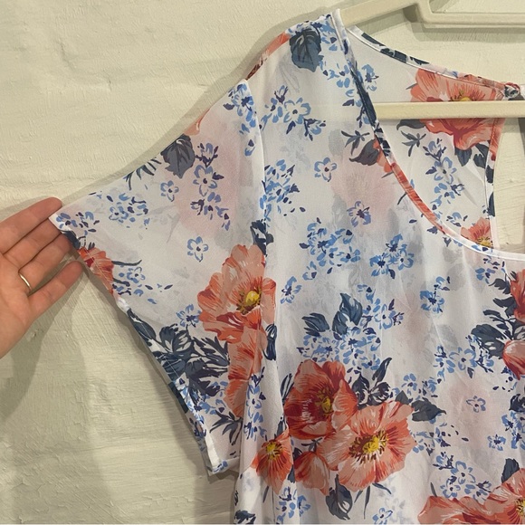 Torrid Sheer Floral Top - Picture 6 of 6